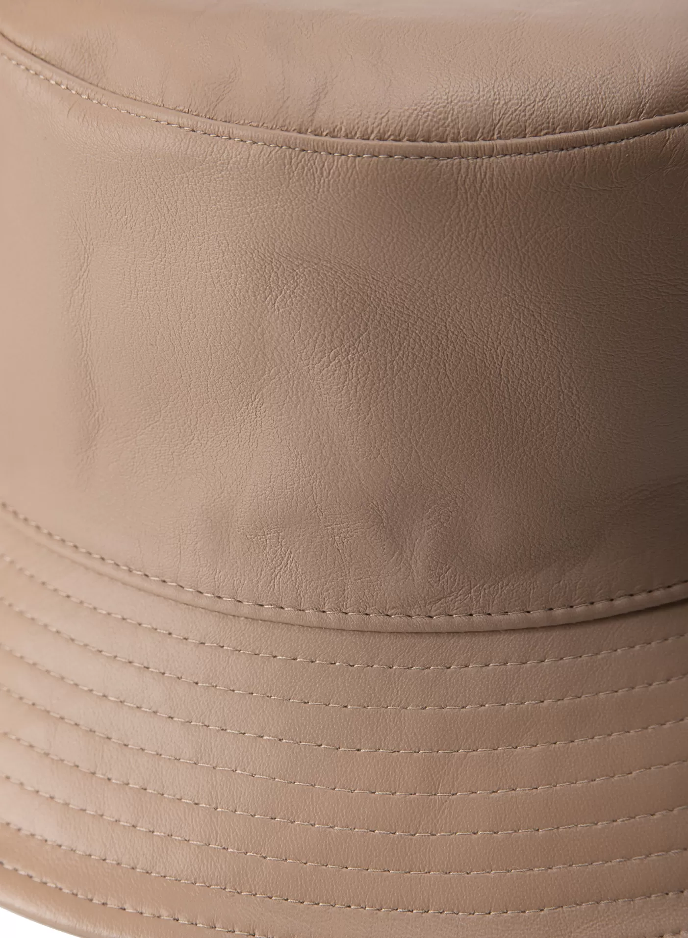 LAMARQUE JEANNE Chapeau En Cuir Sesame Store